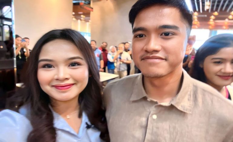Model Lampung Salvia Kamila Jadi MC Ngobrol Bareng Kaesang Pangarep di Els Coffee Roastery
