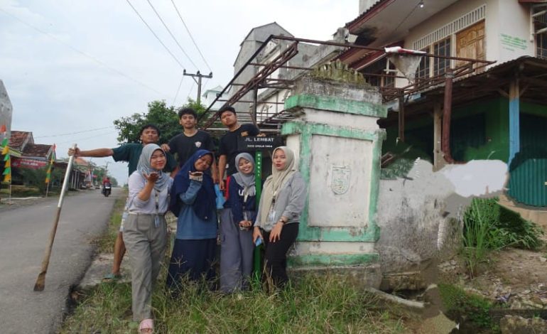Mahasiswa KKN Unila Bikin 19 Papan Nama Jalan Desa Makarti Tama Gedungaji Baru Tulangbawang