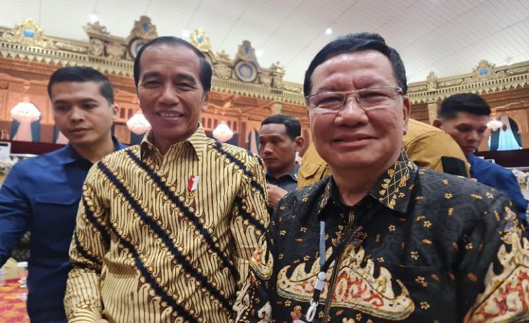  Nasrullah Yusuf Ikuti Temu Tahunan Forum Rektor Indonesia, Bincang-Foto Presiden Jokowi