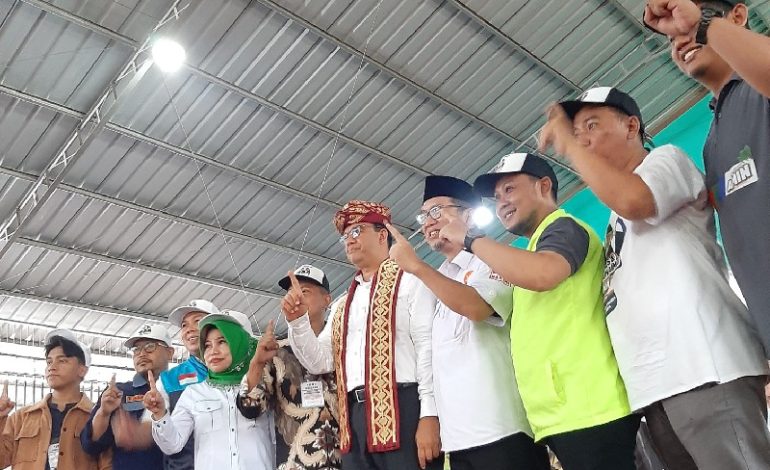  Anies Baswedan Kukuhkan Saksi Lintas Partai