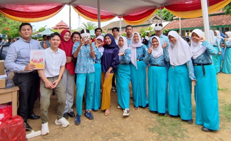  Universitas Teknokrat Indonesia Campus Expo di SMAN 3 Metro