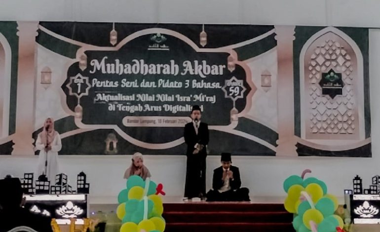  Muhadarah Kubra Ma’had Al-Jami’ah UIN Raden Intan Lampung, Gabungkan Tilawah-Saritilawah 3 Bahasa dan Isyarat
