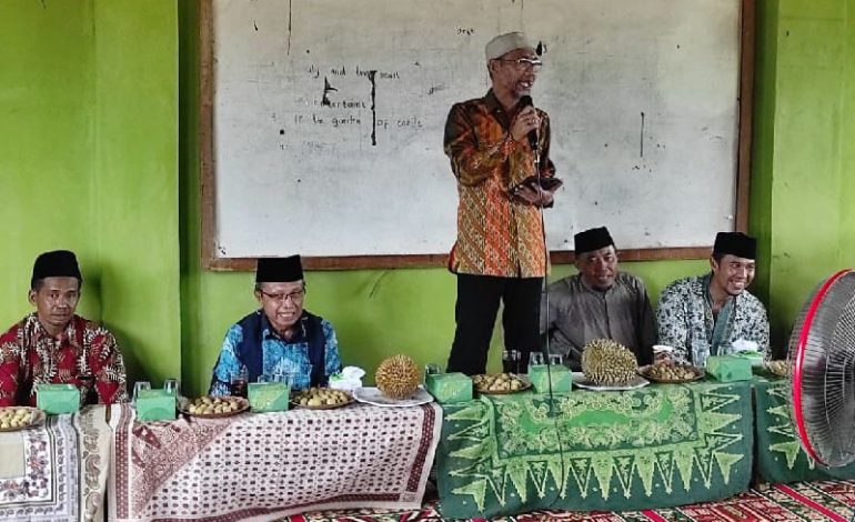  Abdul Hakim Reses dengan Penyuluh Agama Honorer Pringsewu