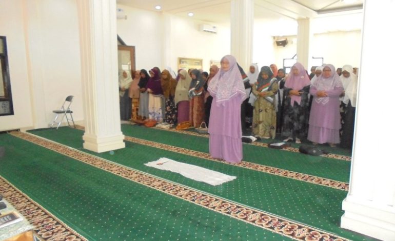  Salimah Pesisir Barat Pelatihan Pengurusan Jenazah, Anggota Majelis Taklim Antusias
