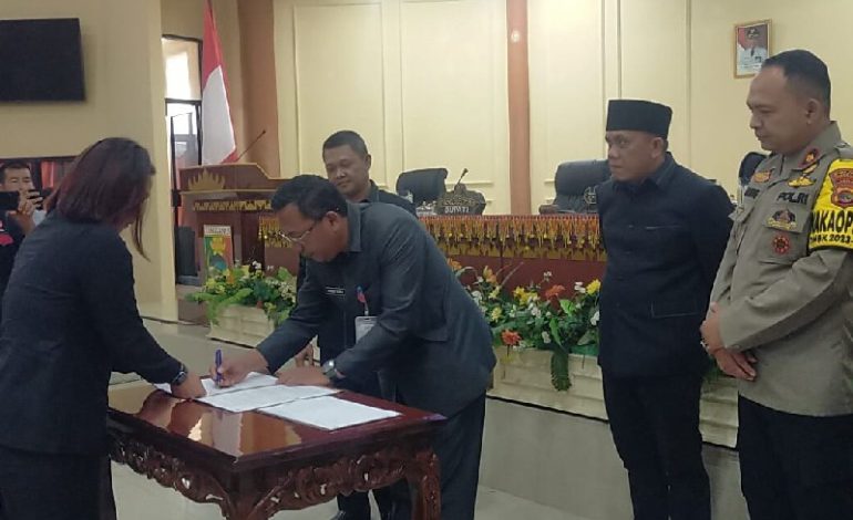  DPRD Tanggamus Gelar Paripurna Persetujuan Rancangan Peraturan Daerah