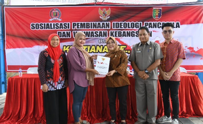  Anggota DPRD Lampung Kostiana Sosialisasi Pembinaan Ideologi Pancasila di Kedaton