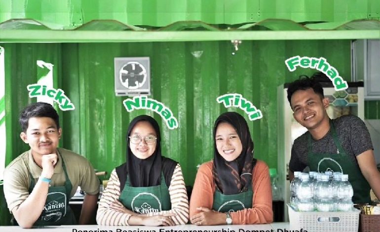  Kantin Kontainer Dompet Dhuafa Bikin Nimas, Tiwi, Eva, Verhad, dan Zicky Nyaman Kuliah Plus Dapat Cuan