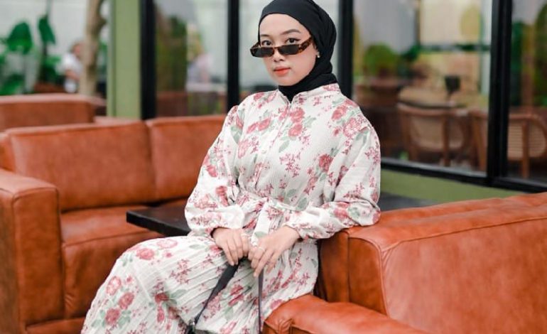  Model Hijab dan Busana Lampung Olla, Makin Bugar dengan Es Segar