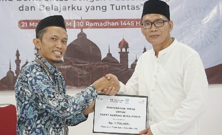  SMK Telkom Lampung Gelar Kajian Ramadan, Infak Diserahkan ke LAZDAI