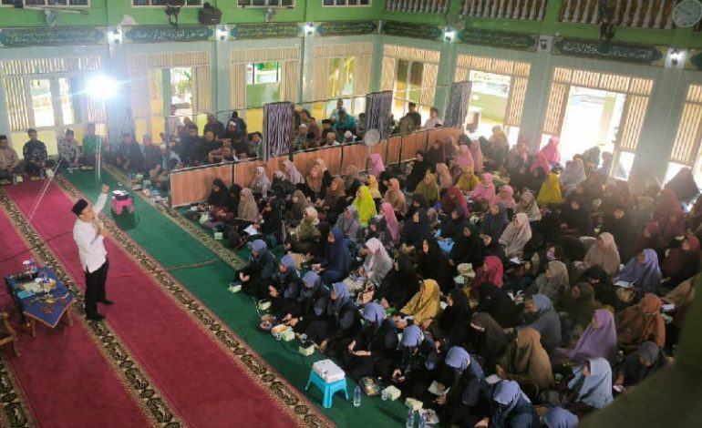  Syukron Muchtar Ceramah Tarhib Ramadan Inisiasi Dewan Dakwah di Masjid Al Huda