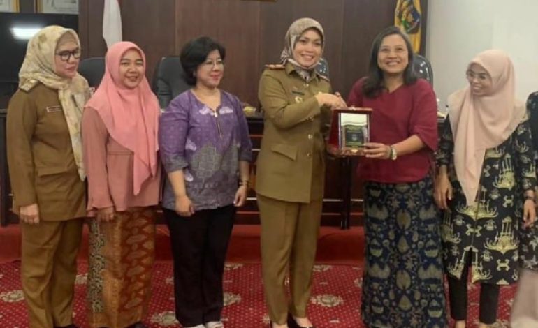  Dinas Pemberdayaan Perempuan dan Perlindungan Anak Lampung dan Forum Puspa Gelar Diskusi Publik