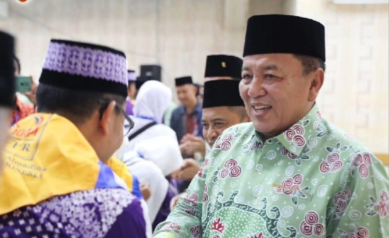  Gubernur Lampung Arinal Djunaidi Lepas Jamaah Haji