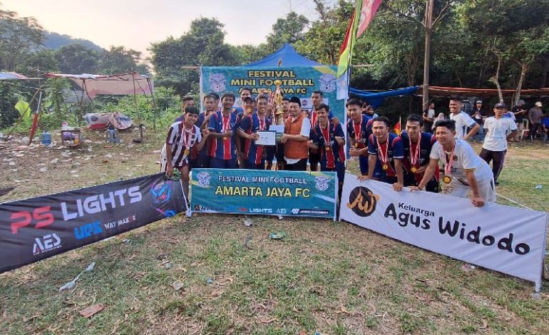  Agus Widodo Apresiasi Festival Sepak Bola Mini Karang Taruna Amarta Jaya Gunung Camang