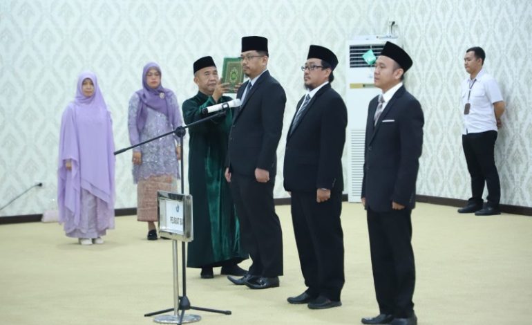  Rektor Unila Lusmeilia Afriani Lantik 3 Wakil Dekan FMIPA