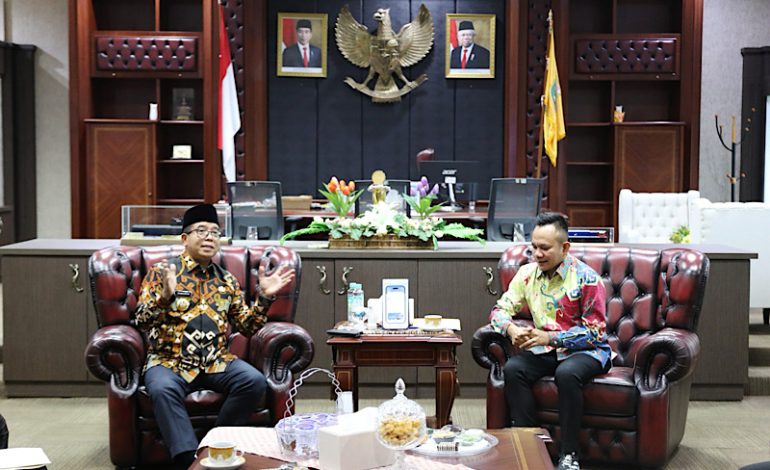  Penjabat Gubernur Samsudin Terima Kunjungan Kerja Ketua Bawaslu Lampung Iskardo P Panggar