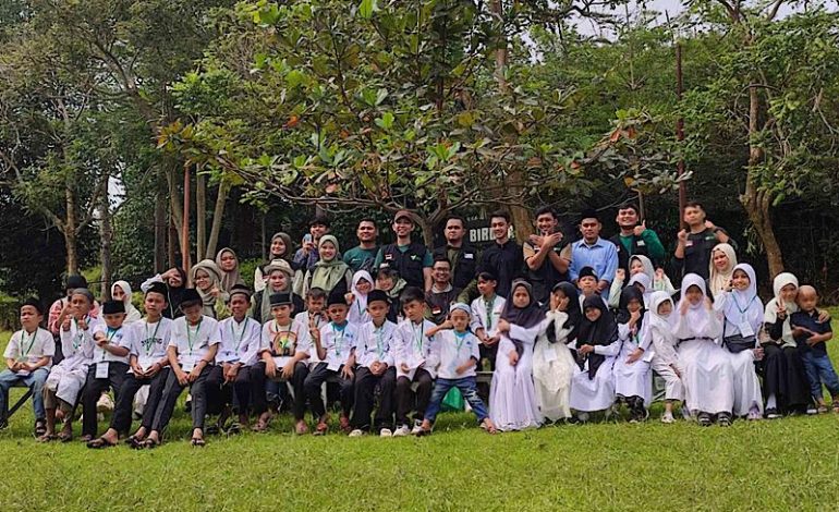  Dompet Dhuafa Lampung-Darul Fattah Ajak 30 Yatim ke Taman Wisata dan Satwa Lembah Hijau