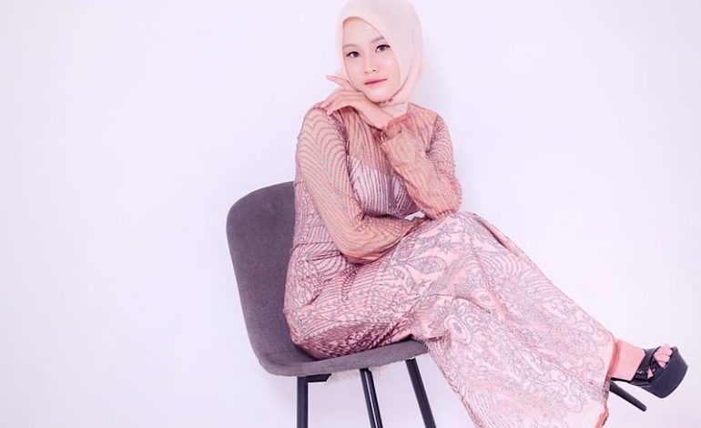  Nanda Adelia, Manfaatkan Media Sosial Belajar Model dan Catwalk