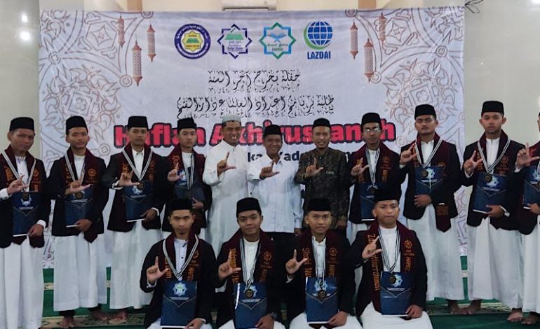  Rumah Quran LAZDAI Gelar Haflah Akhirussanah untuk Santri Angkatan II