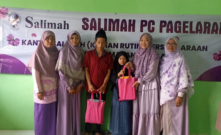  Pimpinan Cabang Salimah Pagelaran Santuni Anak Yatim