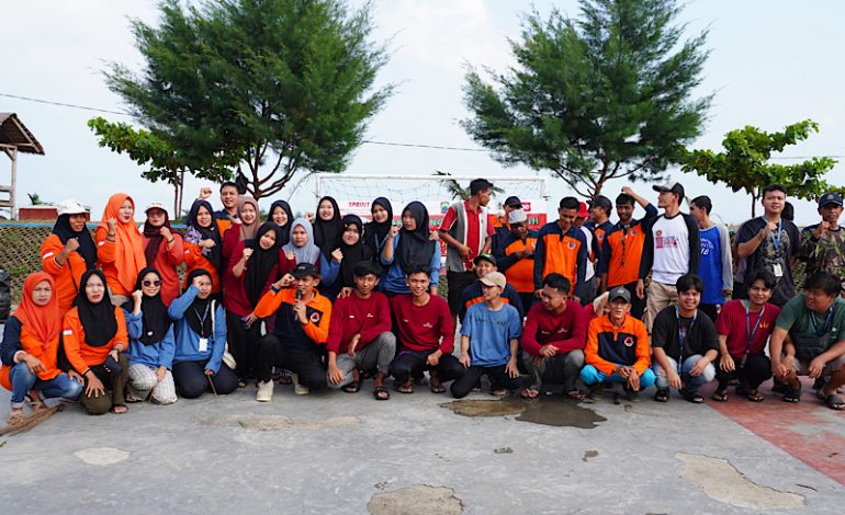  Sambut HUT RI, Mitra Bentala Ajak Destana, FPRB Maja, Mahasiswa Unila-UIN Bersih Pantai
