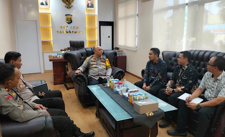  Kapolres dan Bawaslu Tanggamus Bahas Antisipasi Potensi Pelanggaran Pilkada 2024