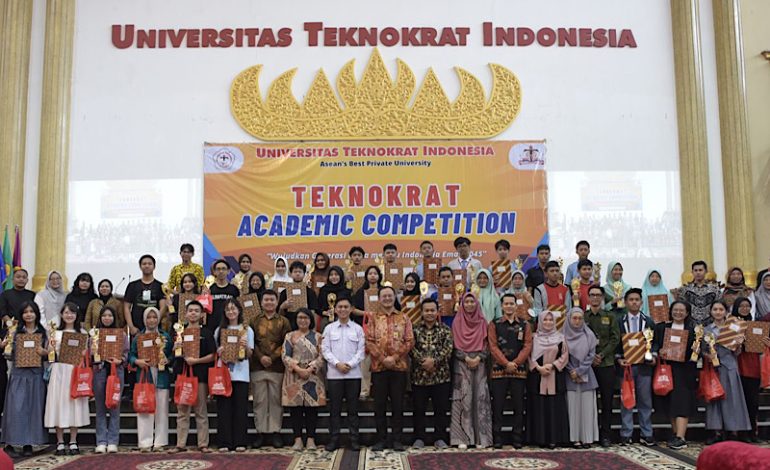  Teknokrat Academic Competition, SMAN 2 Bandar Lampung Dominasi Juara Berbasis Bahasa Inggris