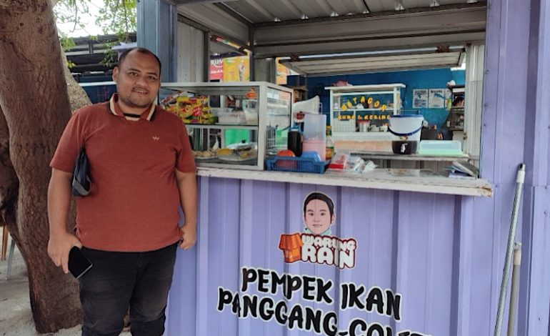  Nikmati Pempek Colet Khas Palembang di Warung Rain, Selama Agustus Ada Promosi Minuman Best Seller
