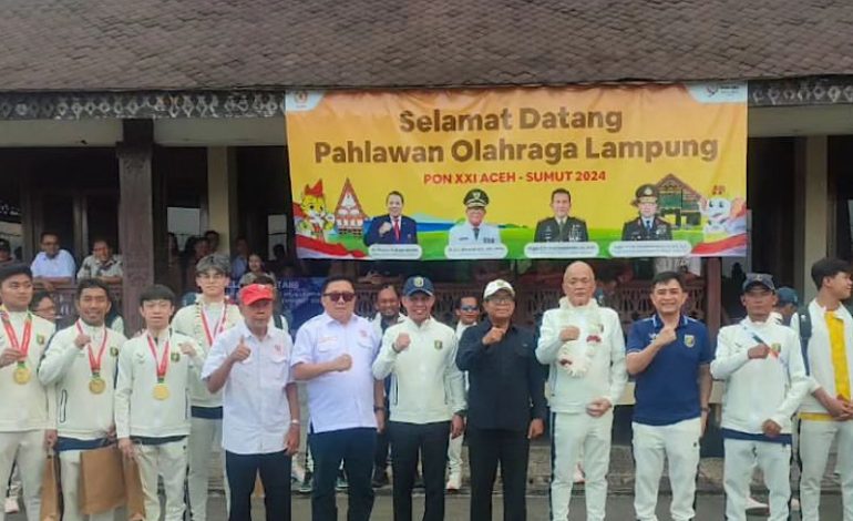  Pj Gubernur Samsudin Sambut Hangat Kepulangan Atlet Lampung PON Aceh-Sumut
