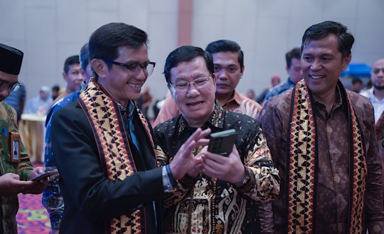  Rektor Universitas Teknokrat Indonesia Nasrullah Yusuf Teken MoU Kemenkominfo, Lebih Banyak Dosen Teknokrat Jadi Trainer Nasional