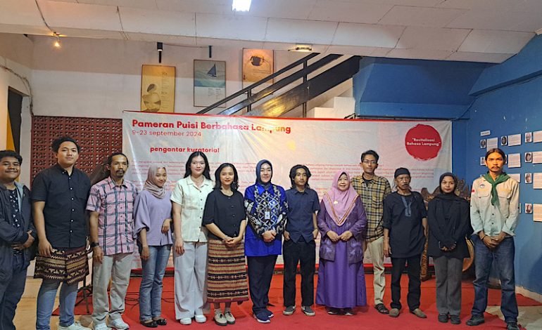  UKMBS Unila Gelar Pameran Puisi Berbahasa Lampung