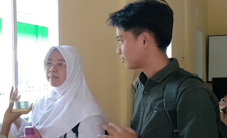  Festival Literasi Rumah Baca Umy Uchi di Semaka, Peserta Antusias Bikin Karya Jurnalistik