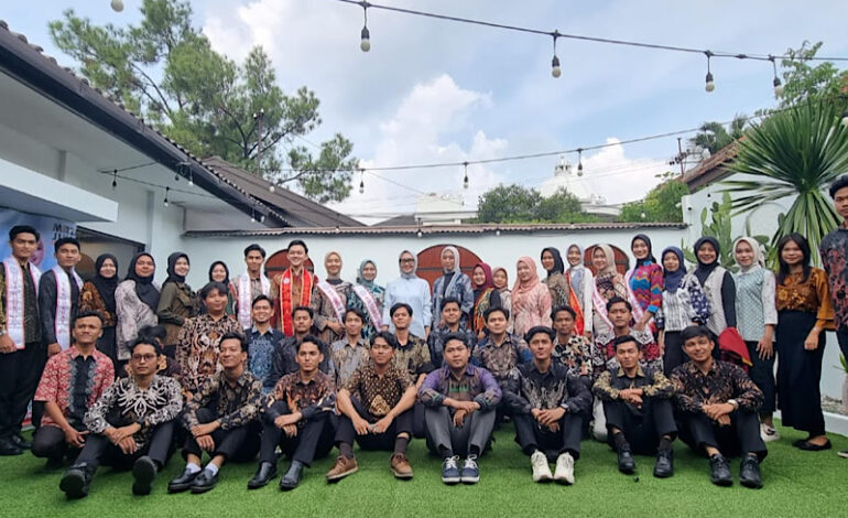  Jihan Nurlela Diskusi dengan Organisasi Kemahasiswaan Universitas Teknokrat Indonesia