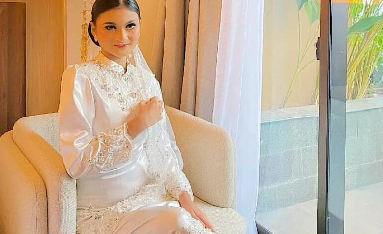  Model dan Muli Pesawaran Racel, Ingin Kuliah dan Modeling Jalan Beriringan
