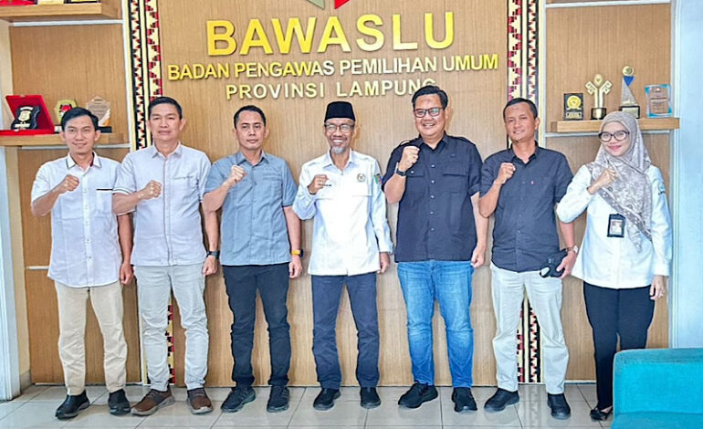  Kunjungan Ke Bawaslu Lampung, Abdul Hakim: Kawal Pilkada, Demokrasi Berkualitas