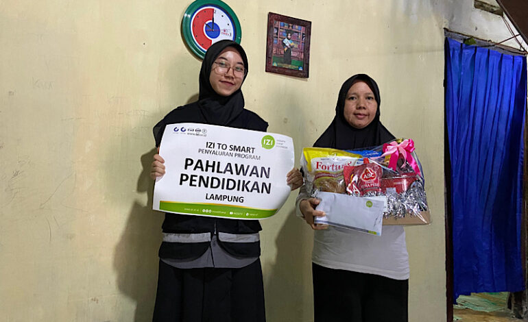  Hari Guru, IZI Salurkan Bingkisan dari Para Donatur