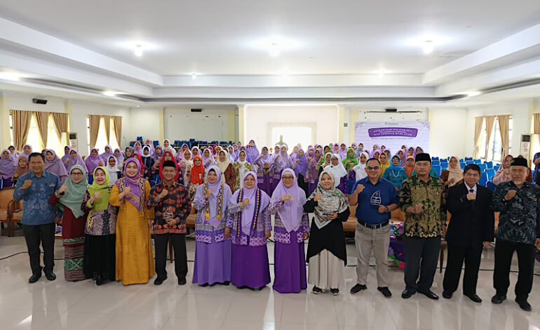  Maidawati Retnoningsih Beri Salimah Award kepada Wartalampung.id, Rita Sebut Alasannya