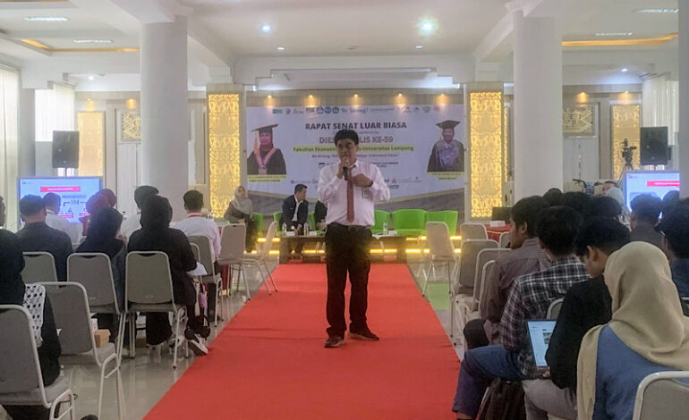  Dies Natalis Ke-59 FEB Unila, OJK Sosialisasikan Perlindungan Konsumen dari Pinjaman Ilegal