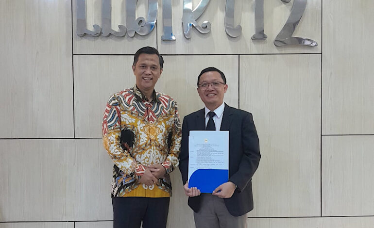  Kementerian Dikti Saintek Terbitkan SK Dosen Universitas Teknokrat Indonesia Akhyar Rido Resmi Profesor