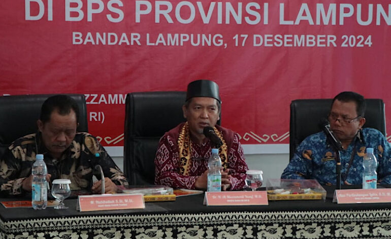  Almuzzammil Yusuf Serap Aspirasi RUU Statistik di BPS Lampung, Ade Utami Mendampingi