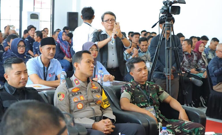  Ratusan Polisi Jaga Pleno Pilkada Tanggamus