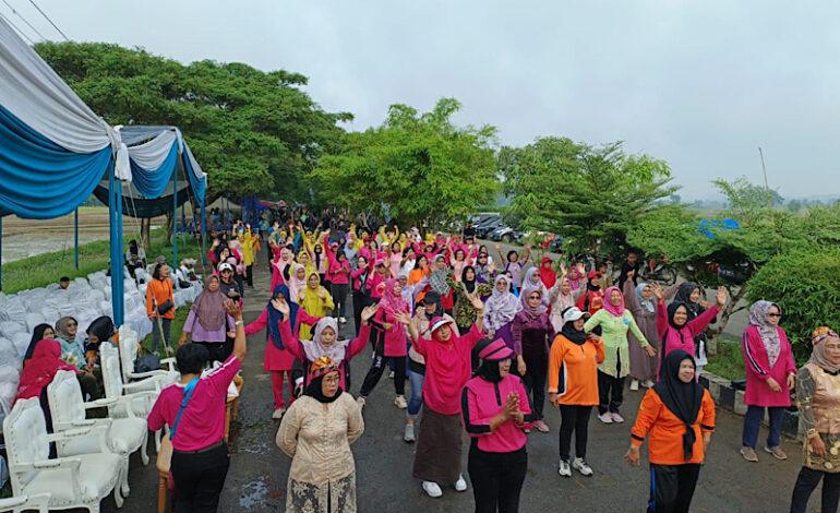  Peringati Hari Ibu, Salimah Ikuti Senam Bersama Gabungan Organisasi Wanita Pringsewu