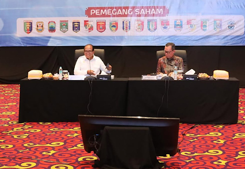  Pj Gubernur Samsudin Hadiri Rapat Umum Pemegang Saham Luar Biasa Bank Lampung