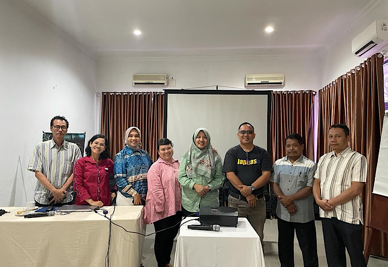 Desi Ari Pressanti, “Hadiah” untuk Literasi Lampung