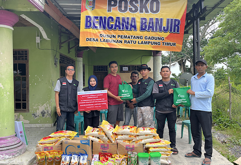  Warga Terdampak Banjir Lampung Timur Terima Bantuan PGN Stasiun Pagardewa-Dompet Dhuafa Lampung
