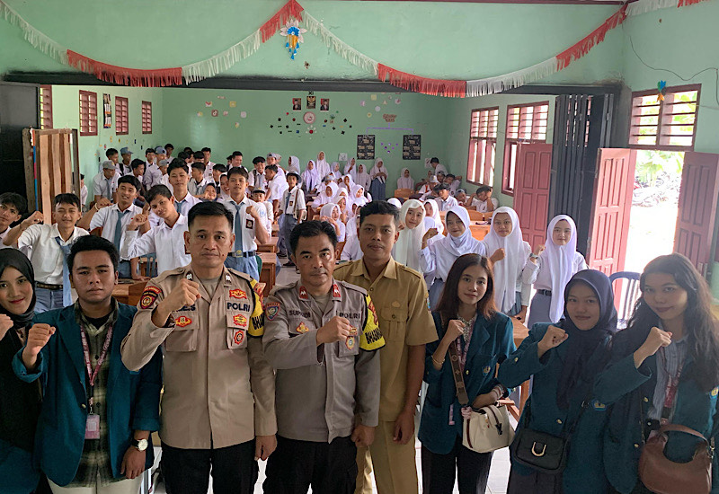  Mahasiswa KKN Unila Inisiasi Deklarasi Tolak Judi Online & Narkotika di Desa Pamulihan Kecamatan Katibung