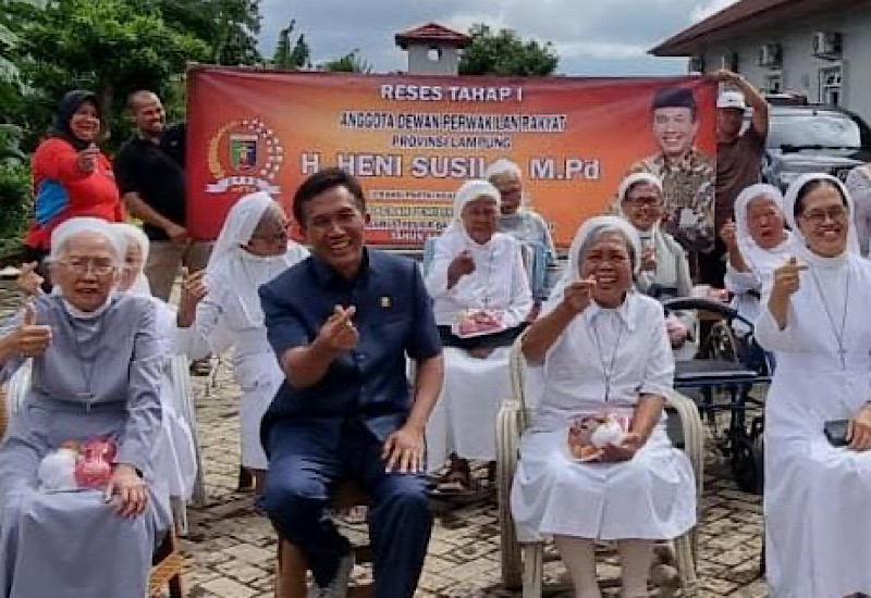  Heni Susilo Anggota DPRD Lampung Fraksi PKS Sambangi Suster Purnatugas Vita Grasia Gisting
