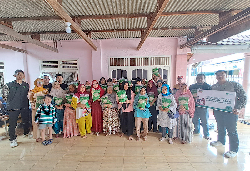  Dompet Dhuafa Lampung Salurkan Beras Zakat Fitrah di Wartalampung.id untuk 25 Penerima Manfaat