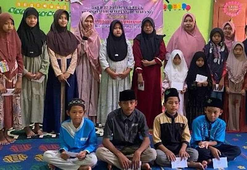 PD Salimah Mesuji Khotmil Quran, Berbagi Takjil, dan Santunan Yatim