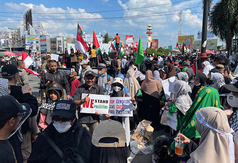  Lautan Manusia di Tugu Adipura Pekikkan Kemerdekaan Palestina