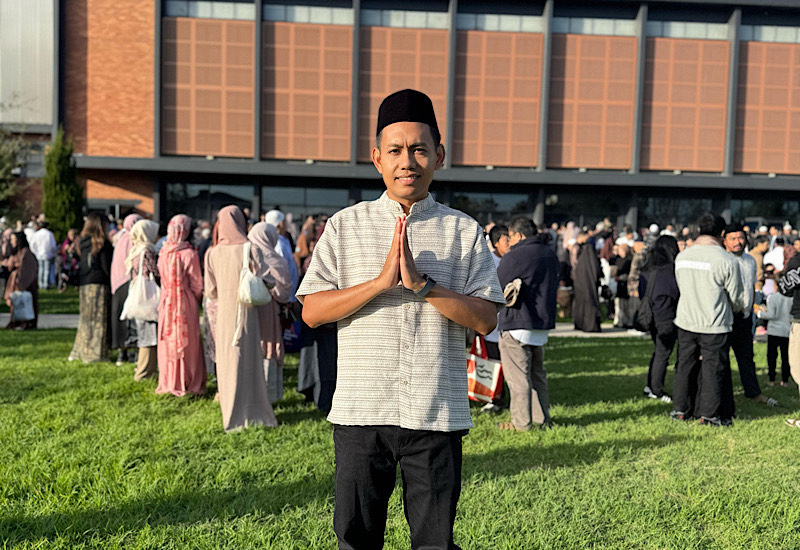  Pengalaman Dosen Teknokrat Ari Aldino Lebaran di Springvale City Hall Australia: Nikmati Lontong, Rendang, dan Opor Ayam Khas Nusantara